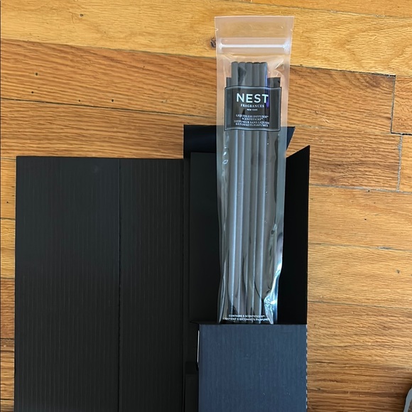 Nest liquid less Fragrance Sticks